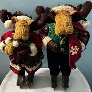 Set of (2) Primitive Christmas Holiday Winter Ice Skating Moose Family Decor